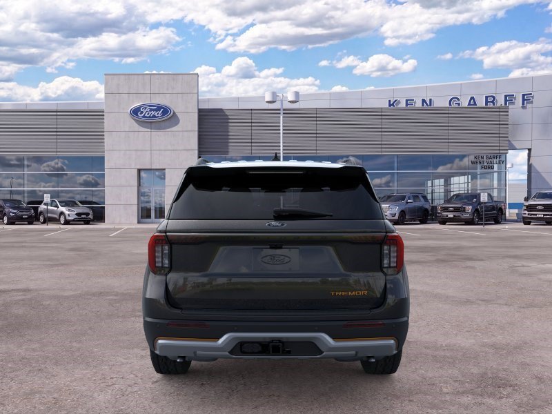 New 2026 Agate Black Metallic Ford Tremor image 5