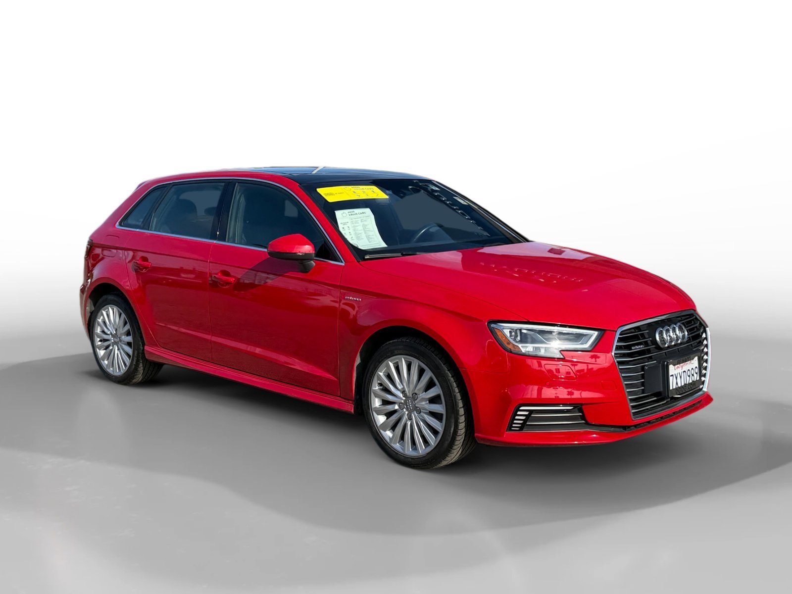 Used 2017 Tango Red Audi  image 7