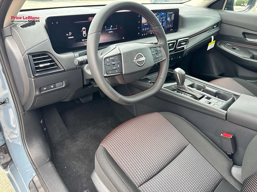 New 2026 Atlantic Gray Metallic/Super Black Nissan SR image 11