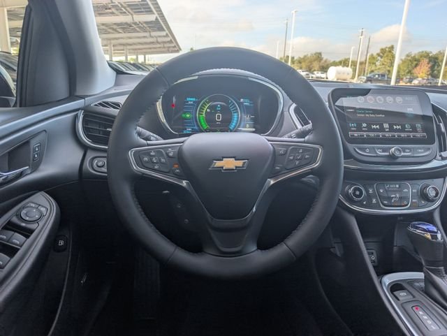 Used 2017 Black Chevrolet Premier image 24