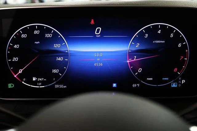 2025 Mercedes-Benz GLC Base - Photo 22