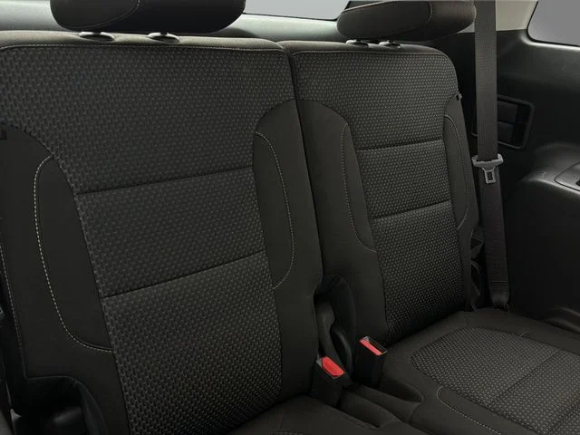 Used 2023 Black GMC SLE image 12
