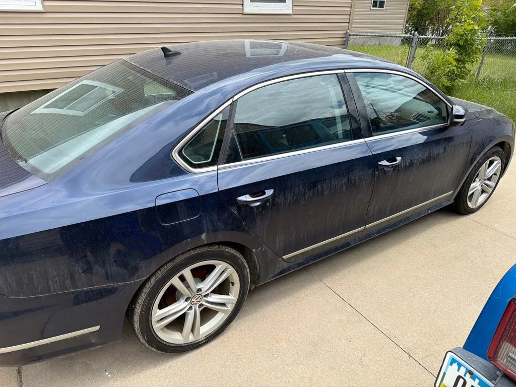 Used 2013 Blue Volkswagen TDI SEL Premium image 12