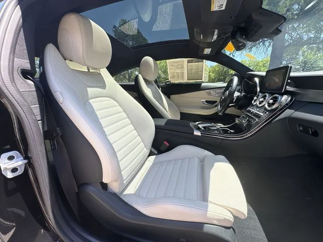 Used 2017  Mercedes-Benz C 300 image 27