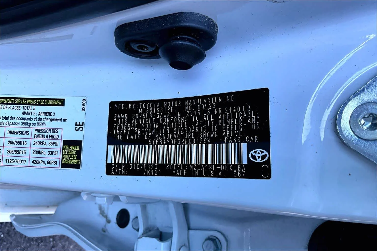 Used 2024 Ice Cap Toyota LE image 34