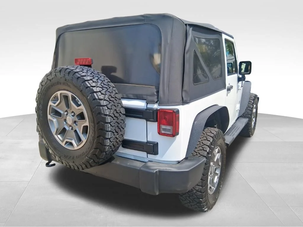 Used 2016 White Jeep Sport image 4