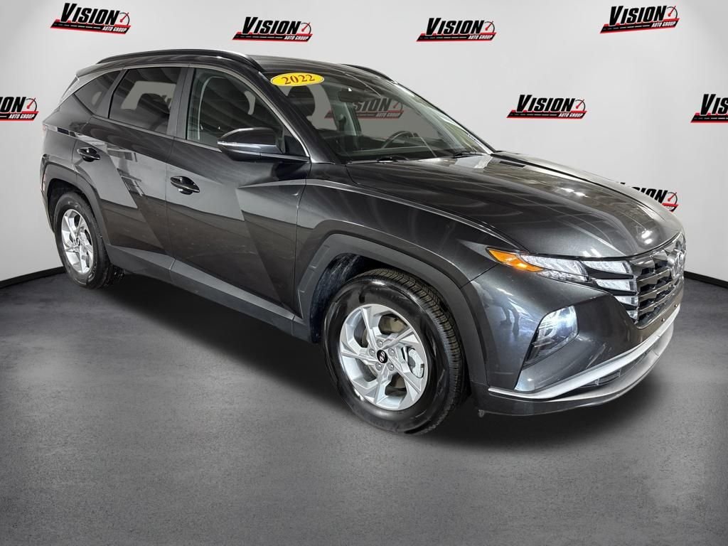 Used 2022 Gray Hyundai SEL image 3