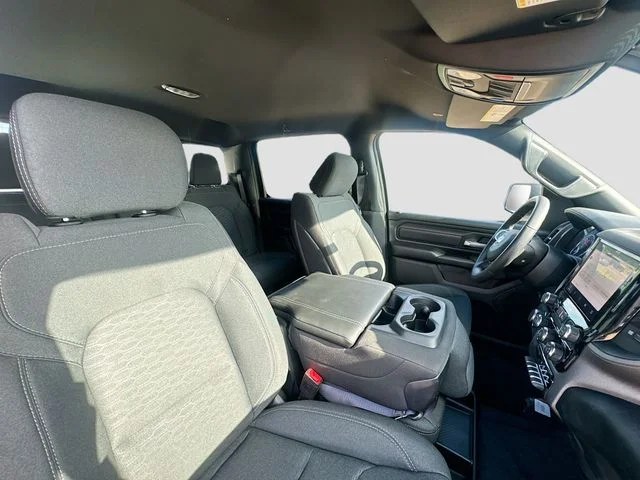 2026 RAM 1500 Express - Photo 29