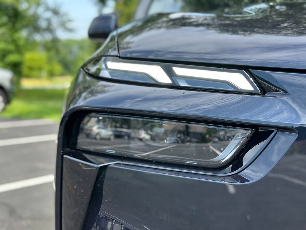 New 2027 Carbon Black Metallic BMW xDrive40i image 9