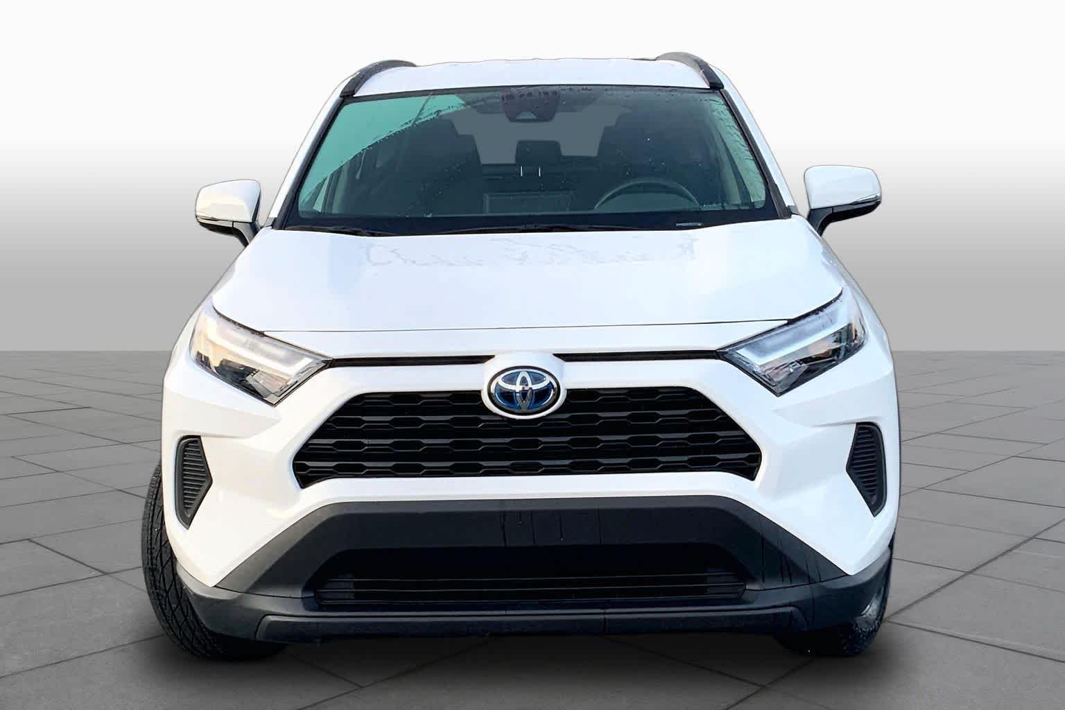 Certified Used 2024 Ice Cap Toyota Hybrid LE image 4