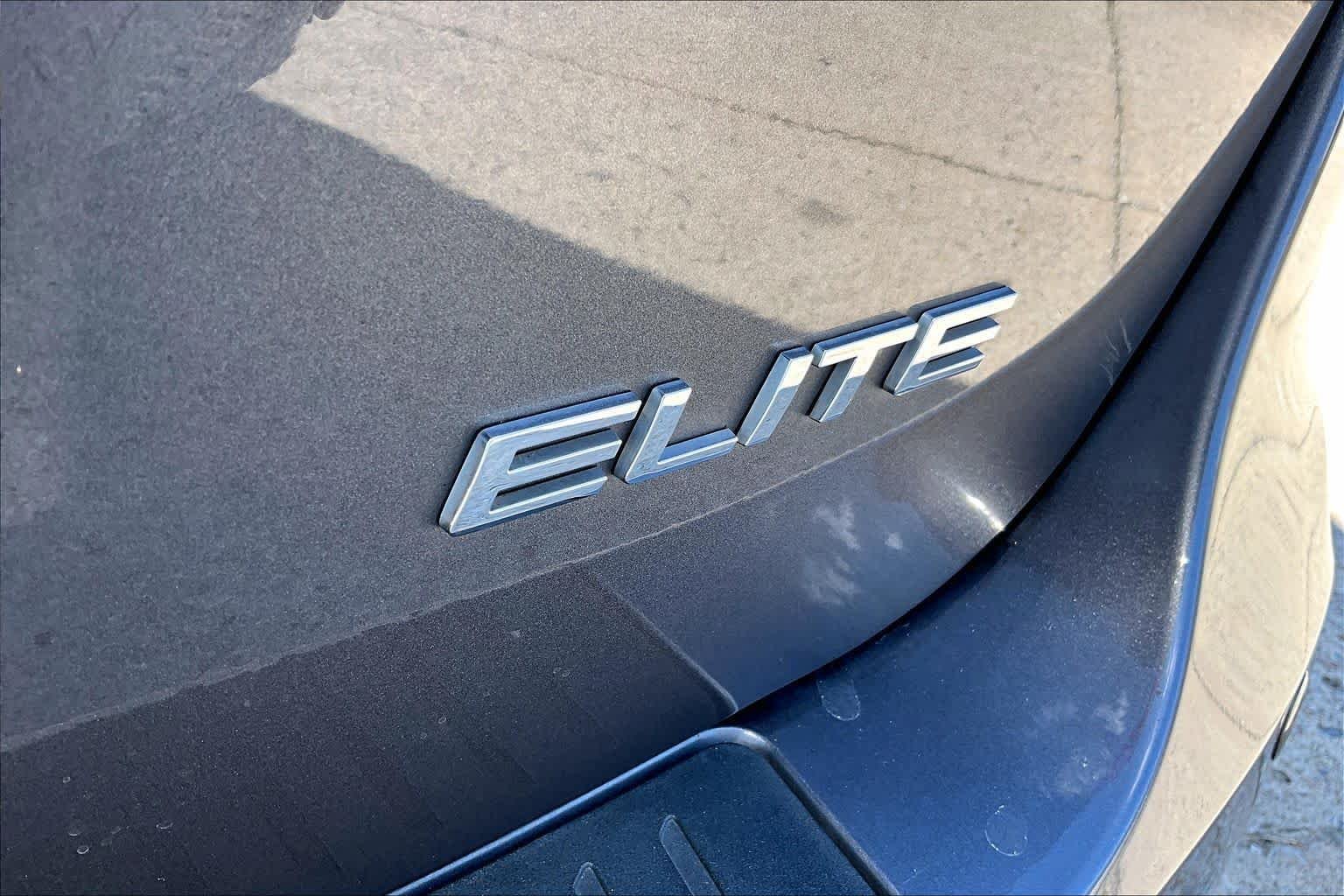 Certified Used 2023 Modern Steel Metallic Honda Elite image 10