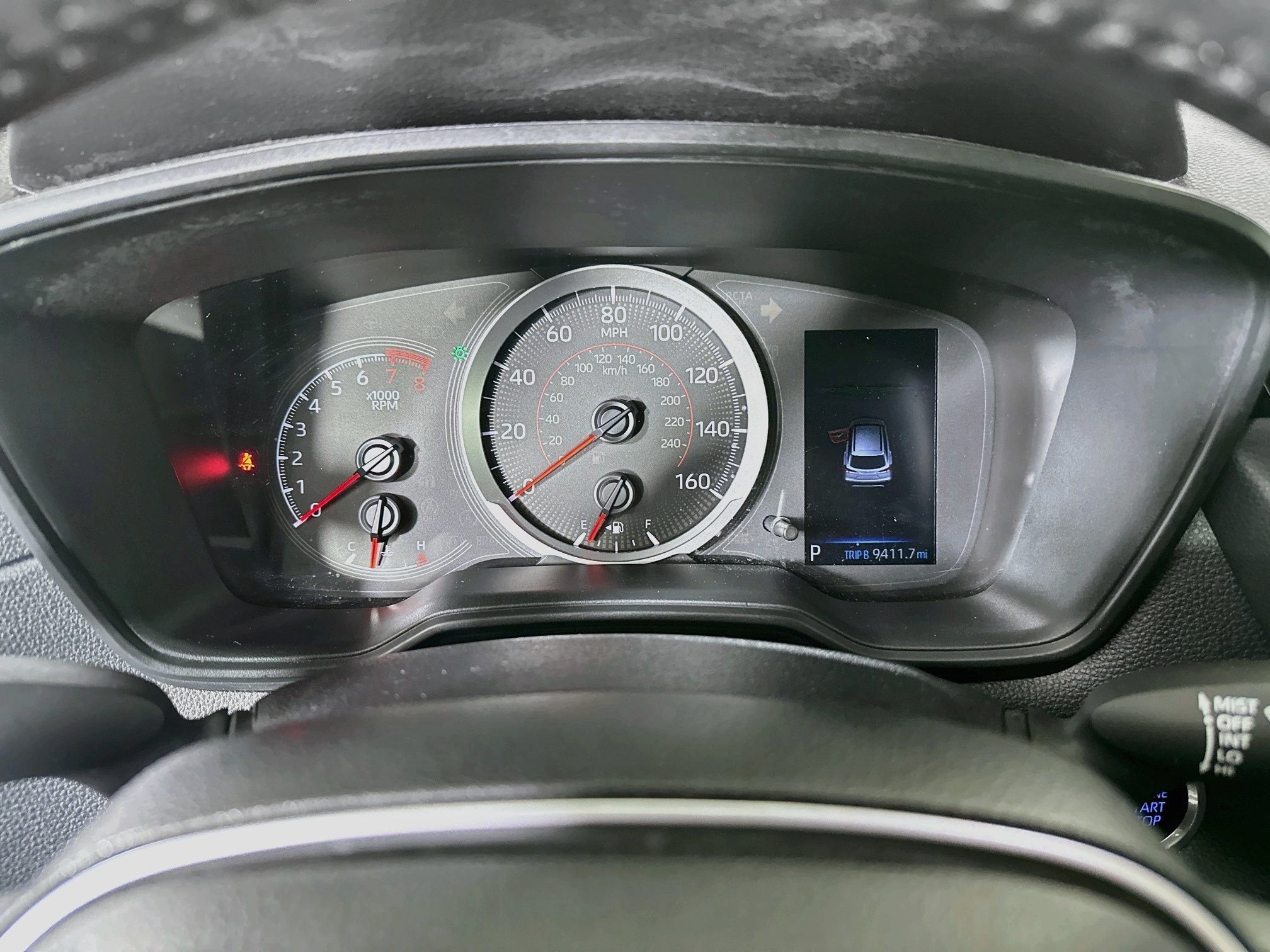 Used 2022 Silver Toyota LE image 19