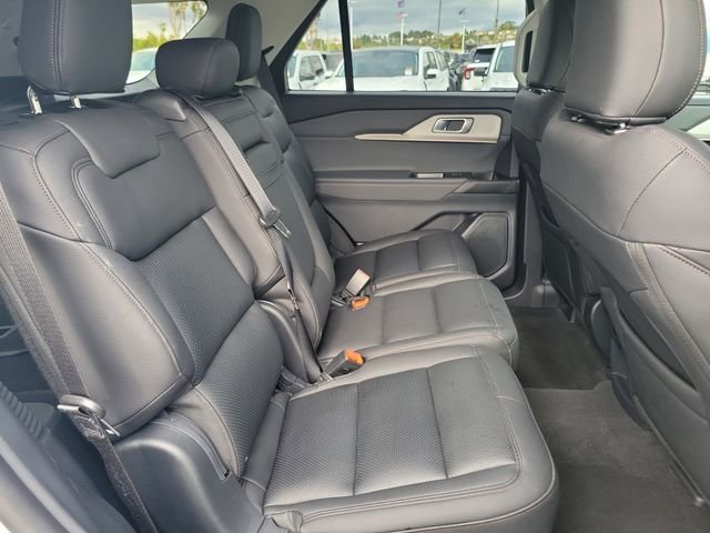 Used 2026 Space White Metallic Ford Active image 19