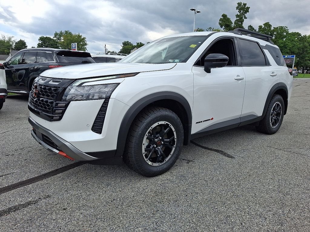 New 2026 Everest White Pearl TriCoat Nissan Rock Creek® image 2