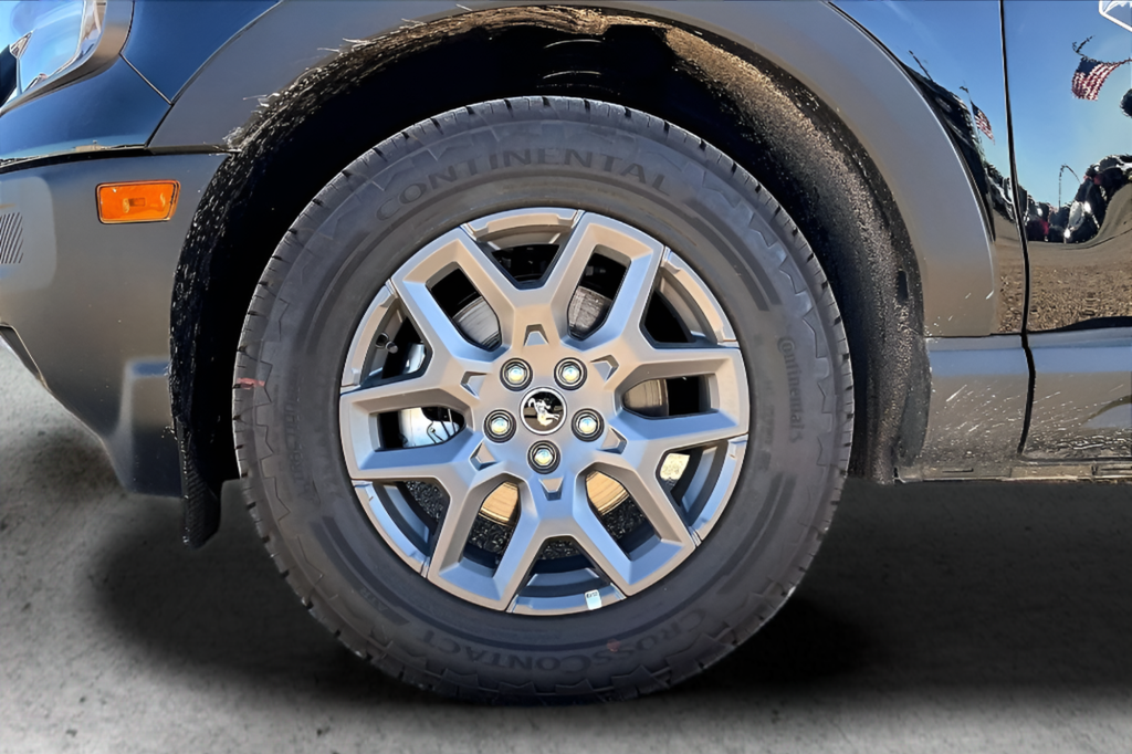 New 2025 Shadow Black Ford Big Bend image 17