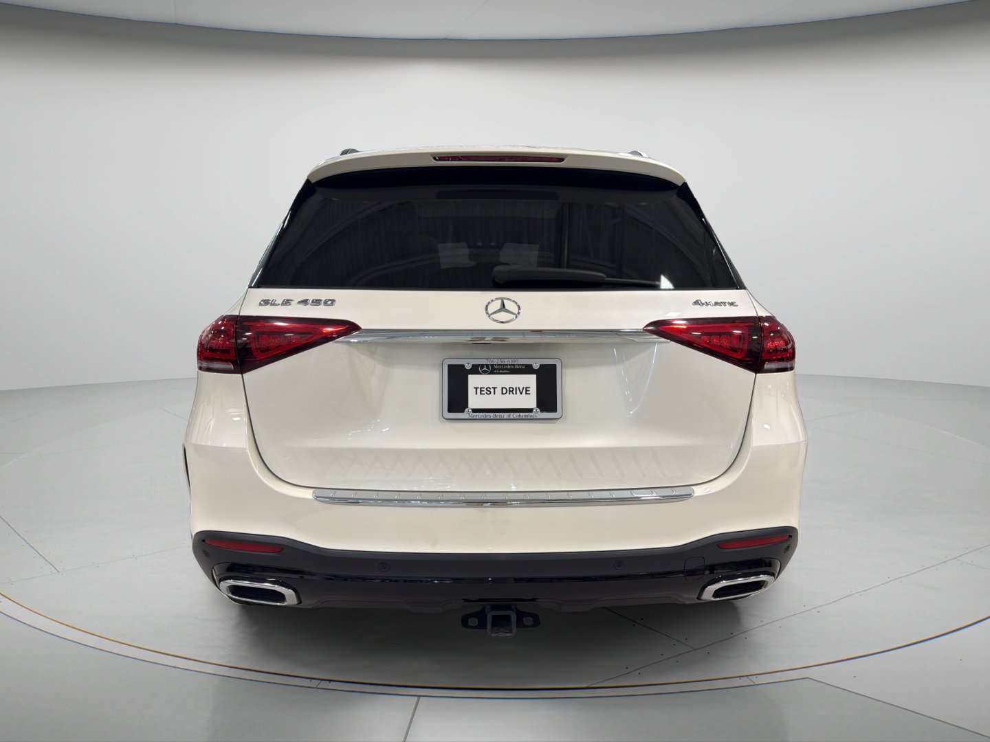 Certified Used 2023 MANUFAKTUR Diamond White Metallic Mercedes-Benz GLE 450 image 4