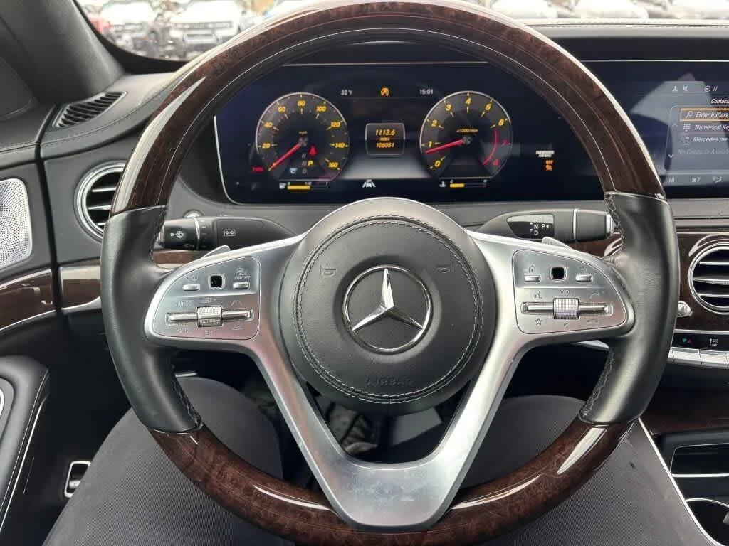 Used 2020 Obsidian Black Metallic Mercedes-Benz S 560 image 19