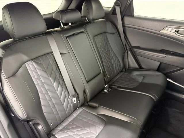 Used 2024 Sapphire Blue Kia X-Line image 22