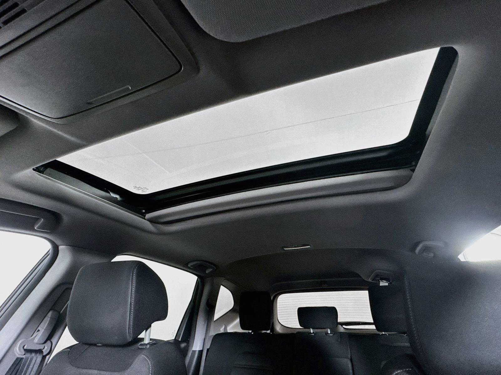 Used 2019  Honda EX image 21