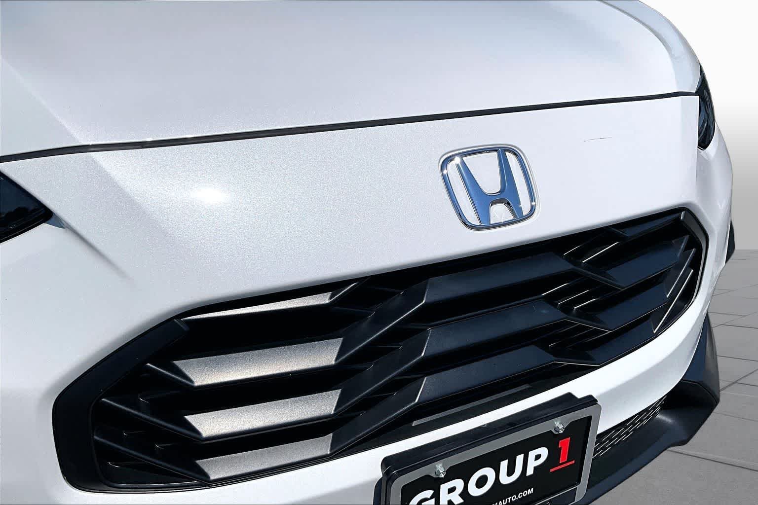 Used 2024 Platinum White Pearl Honda Sport image 29