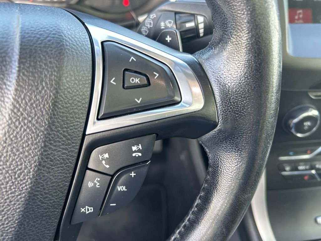 Used 2016 Ingot Silver Ford SEL image 32