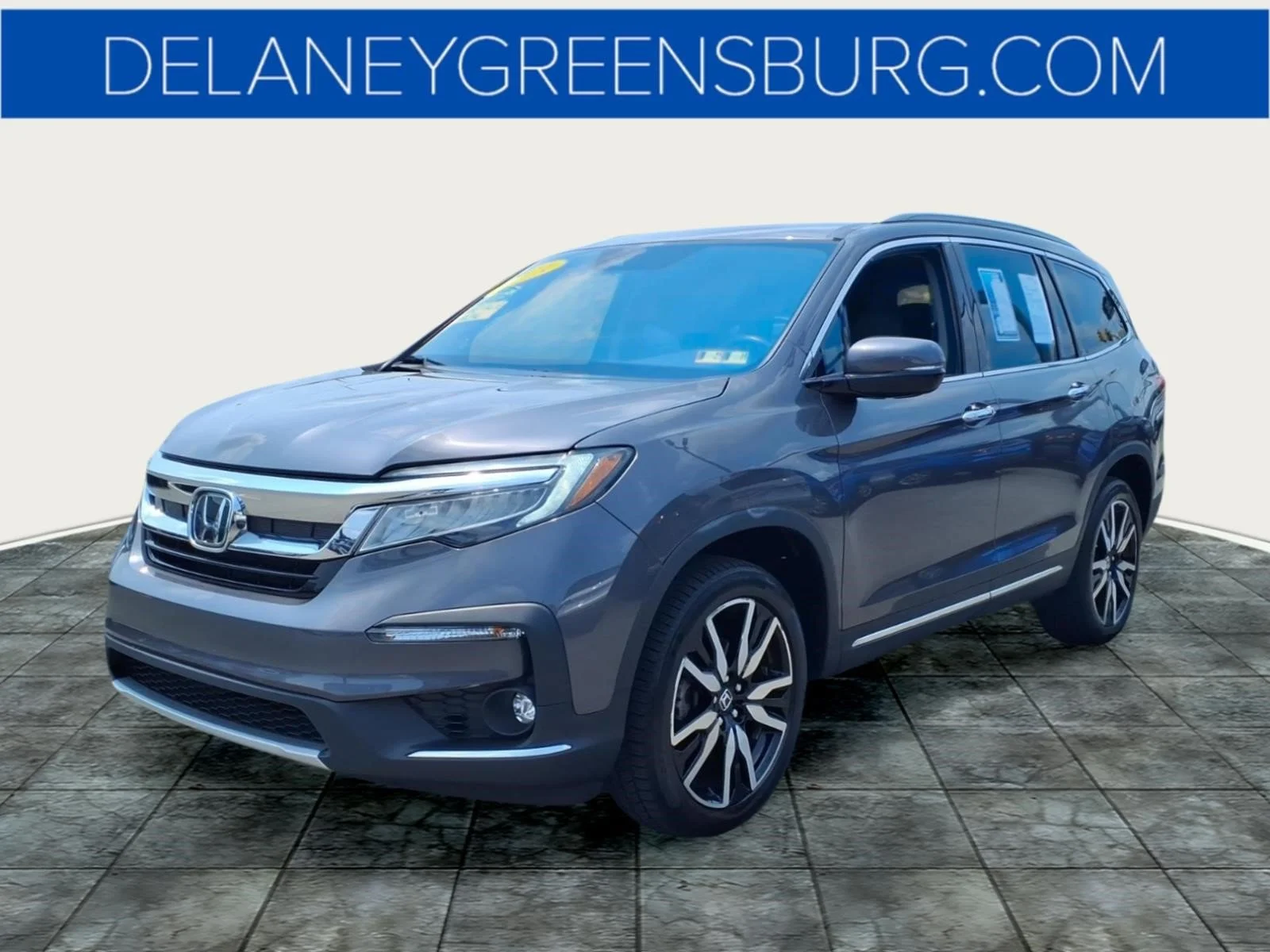 Used 2021 Crystal Black Pearl Honda Touring 8 Passenger image 7