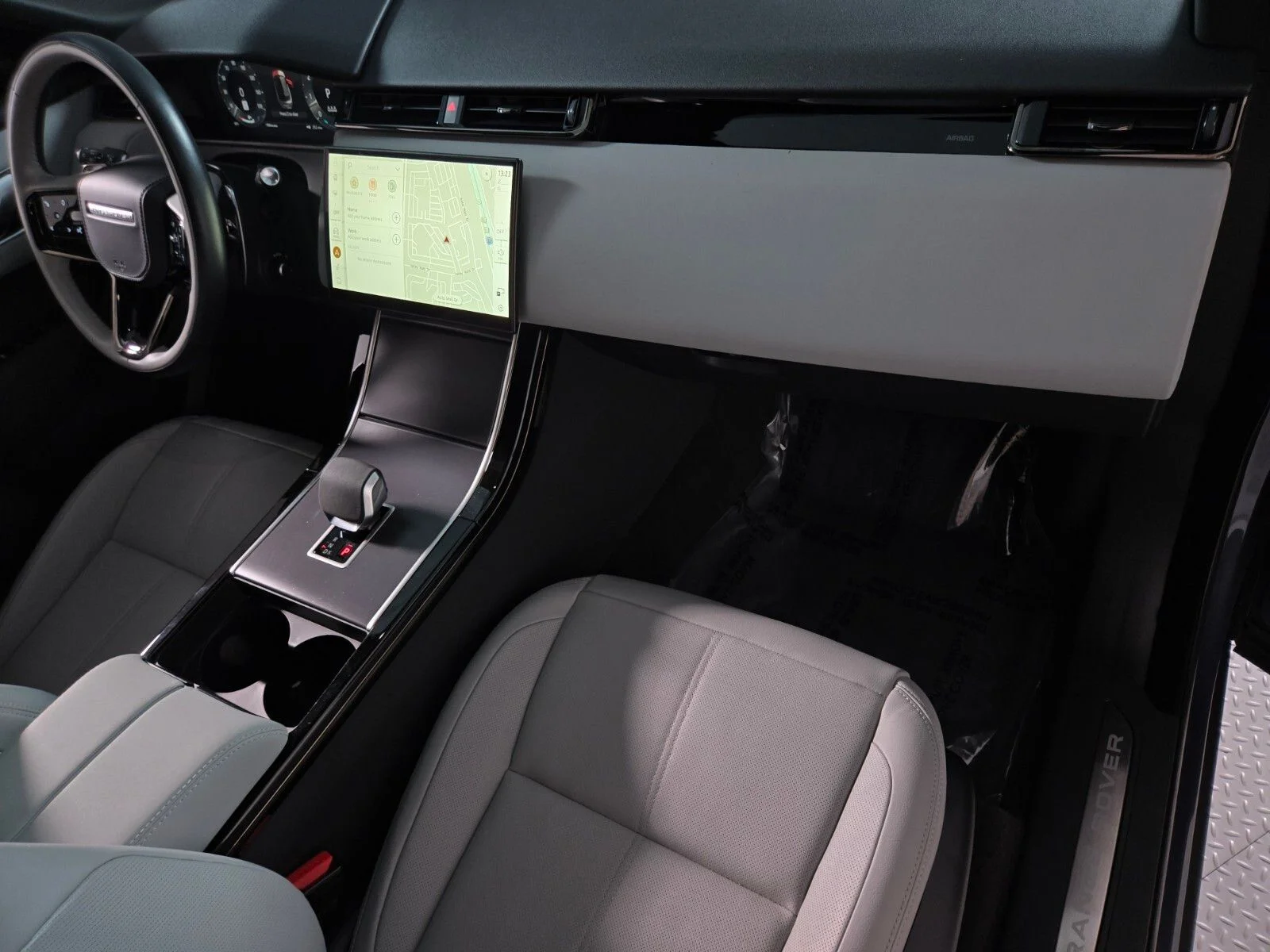 2024 Land Rover Range Rover Velar Dynamic SE - Photo 19