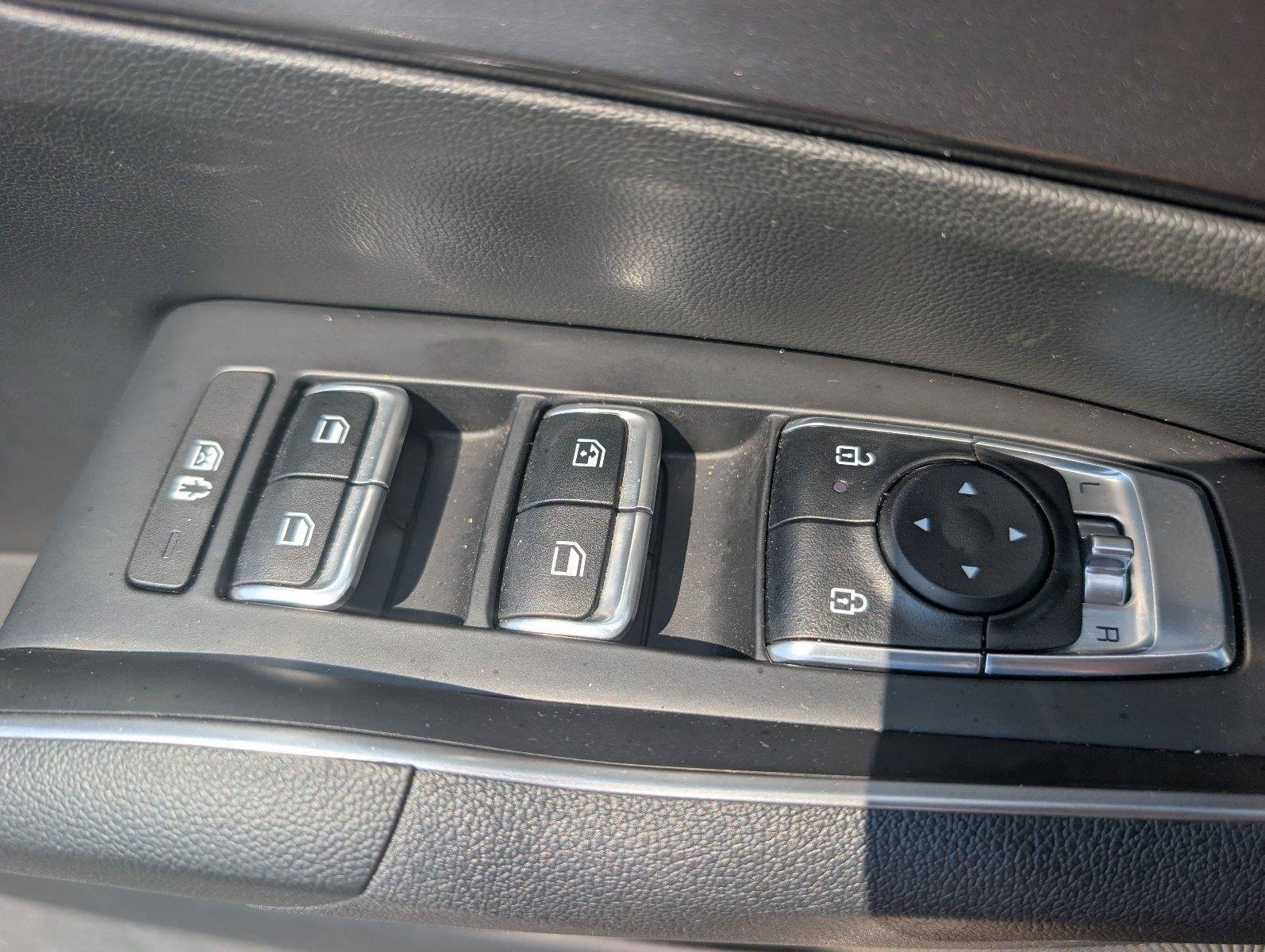 Used 2024 Ebony Black Kia S image 30