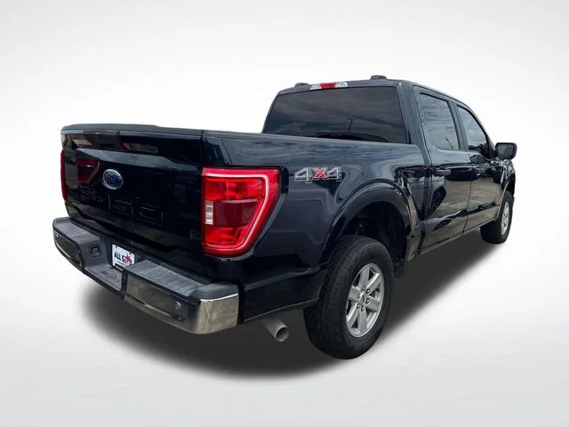 Used 2023 Blue Ford XLT image 8