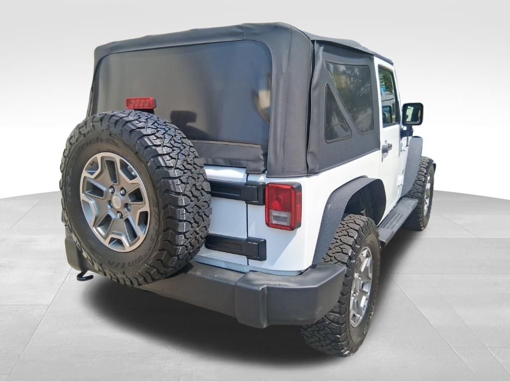 Used 2016 White Jeep Sport image 4