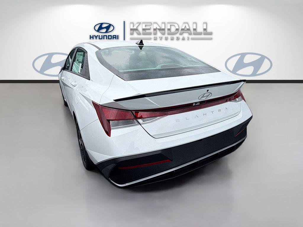 New 2026 Serenity White Hyundai SEL Sport image 4