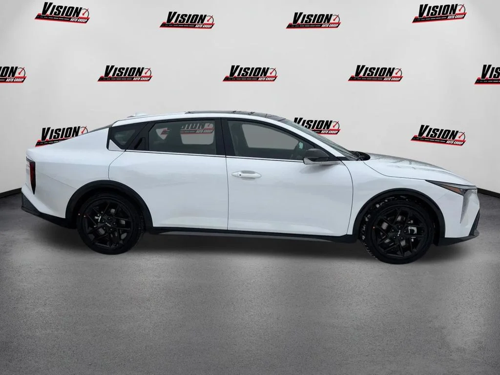 New 2025 White Kia GT-Line Turbo image 4