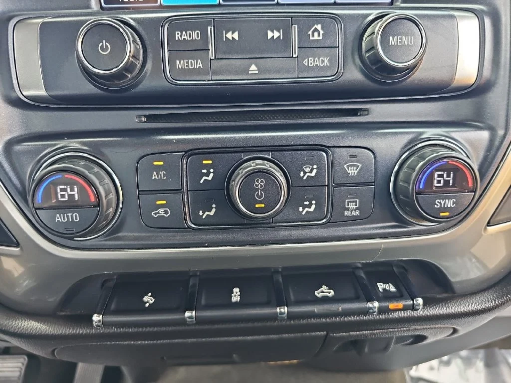 Used 2018 Red Chevrolet LT image 20