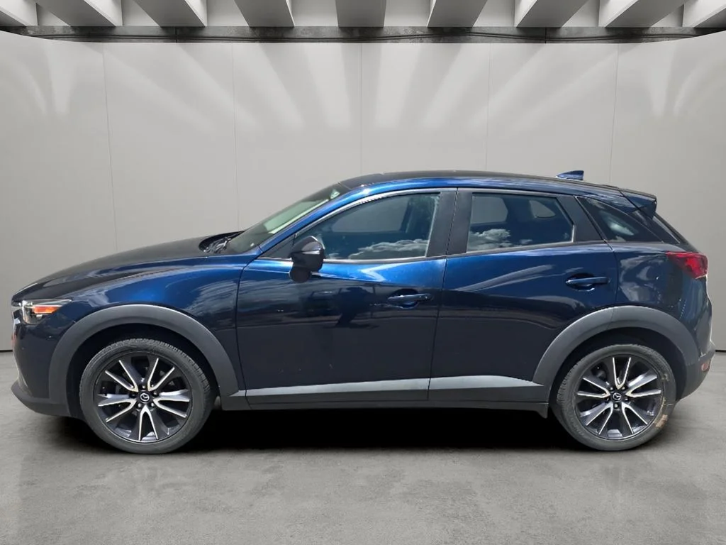 Used 2018 Deep Crystal Blue Mica Mazda Touring image 4