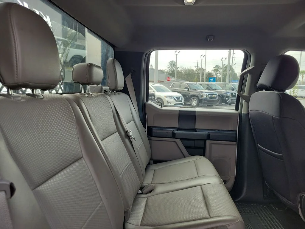 2019 Ford F-550 Super Duty Chassis Cab XL - Photo 28