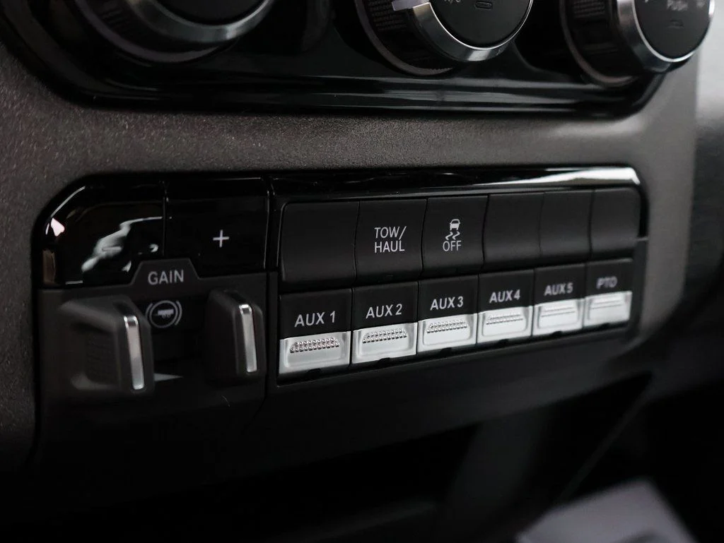 2026 RAM 3500 Chassis Tradesman - Photo 36