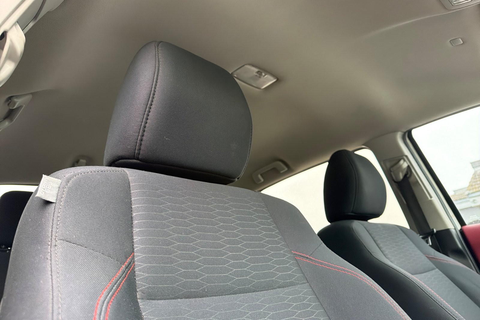 Used 2019 White Toyota SR5 image 20