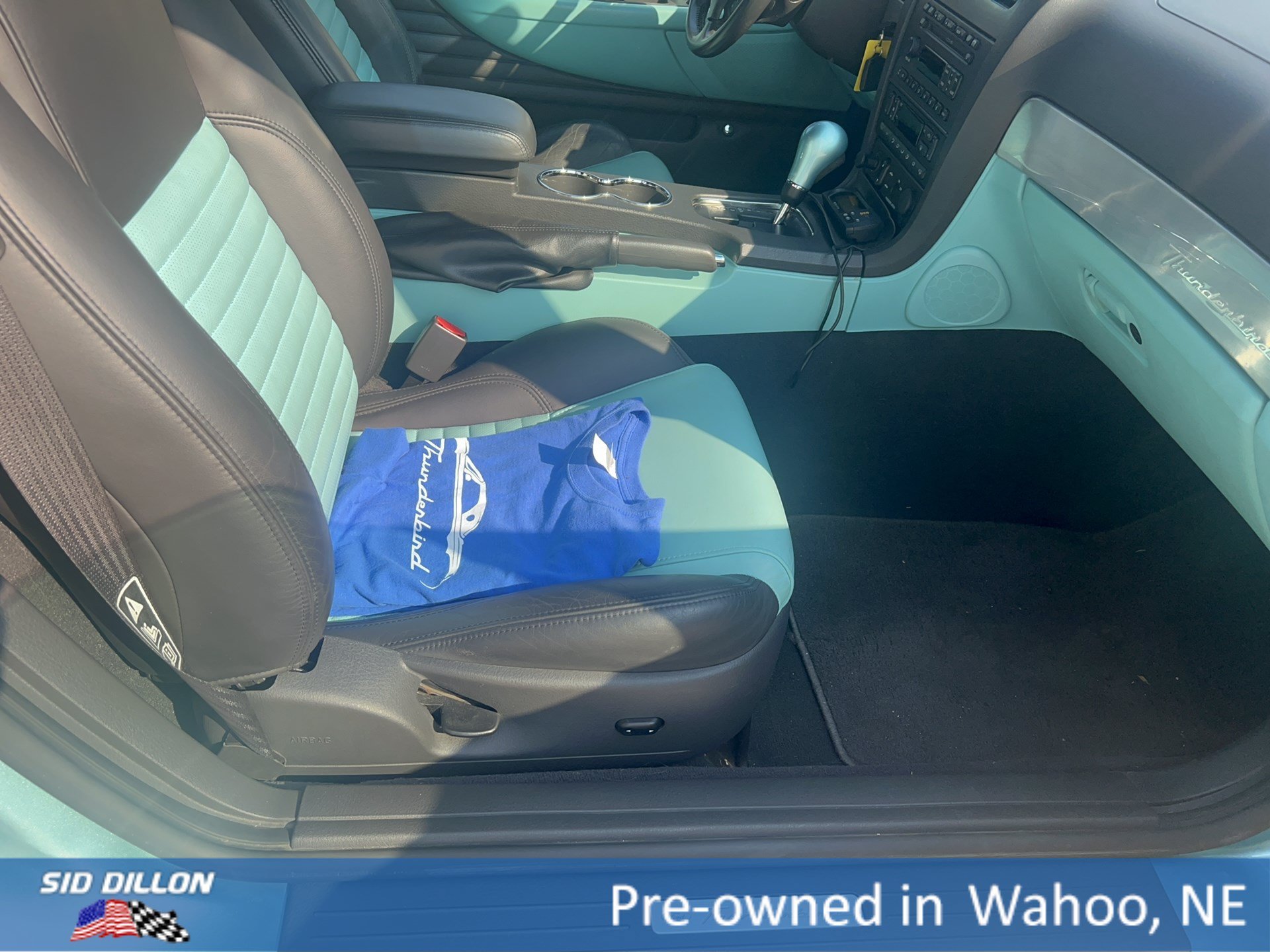 Used 2002 Green Ford Deluxe image 17