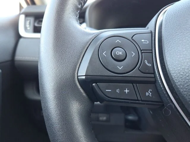 Used 2023 White Toyota XLE image 23