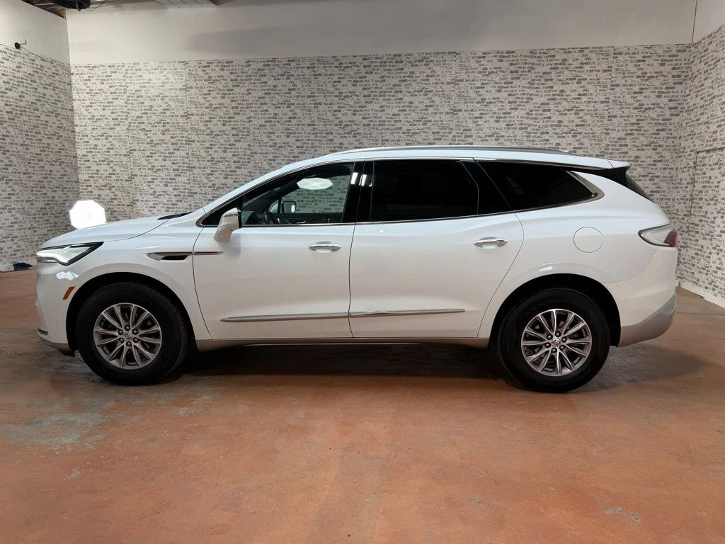Used 2024 White Buick Premium Group image 4