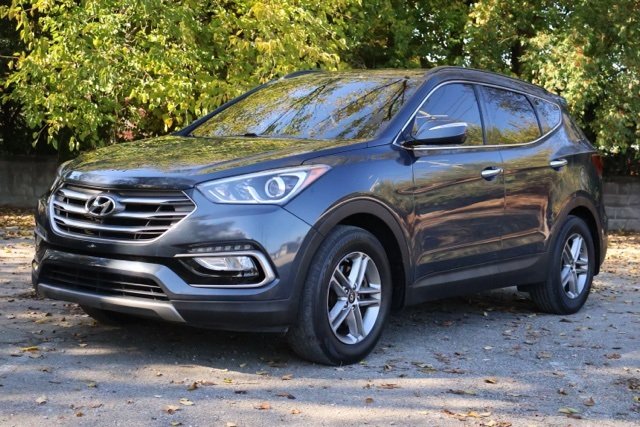 2017 Hyundai Santa Fe Sport Base photo 2