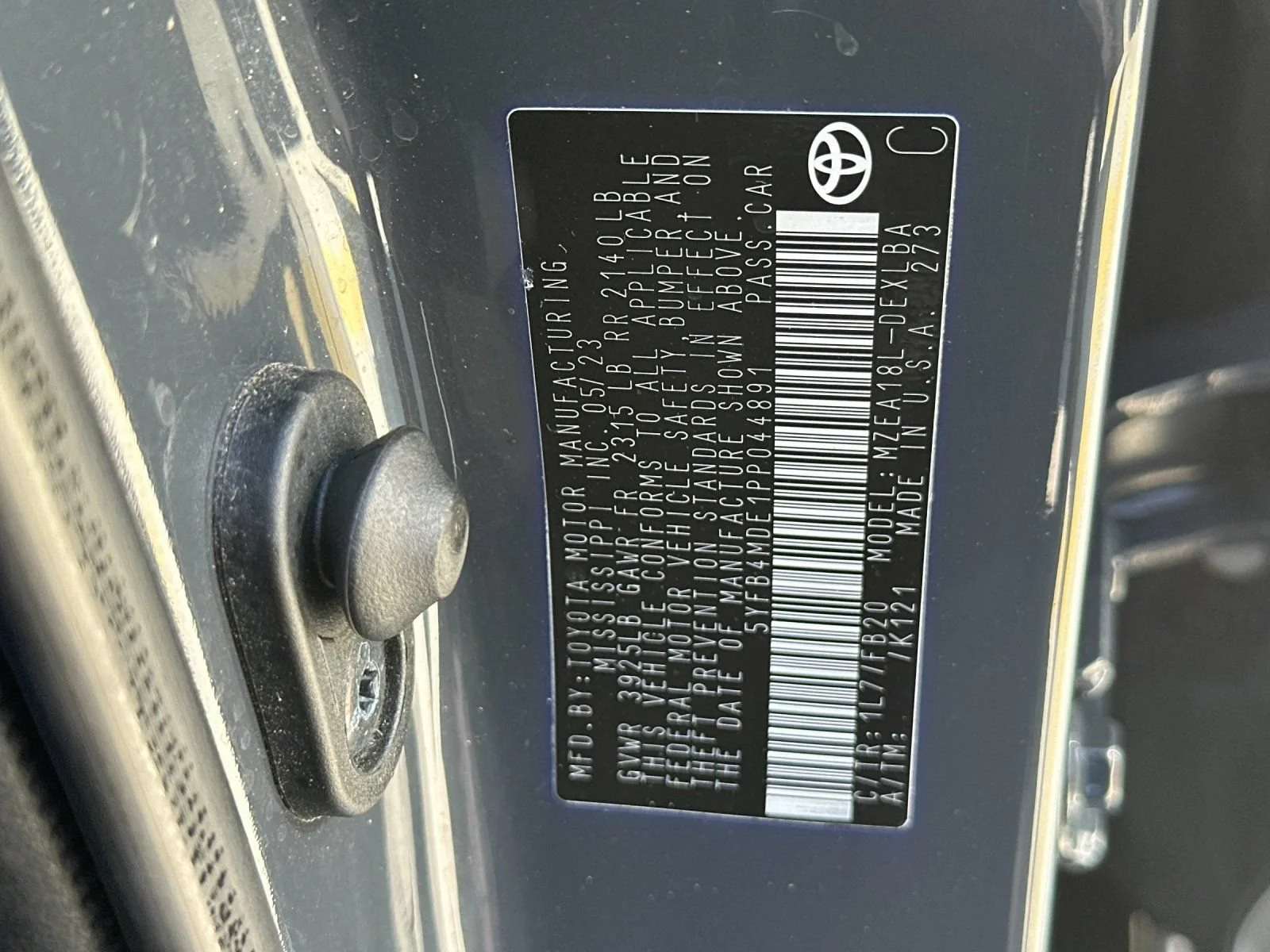 Used 2023  Toyota LE image 27