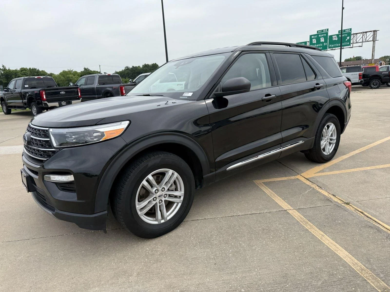 Used 2024 Agate Black Ford XLT image 4