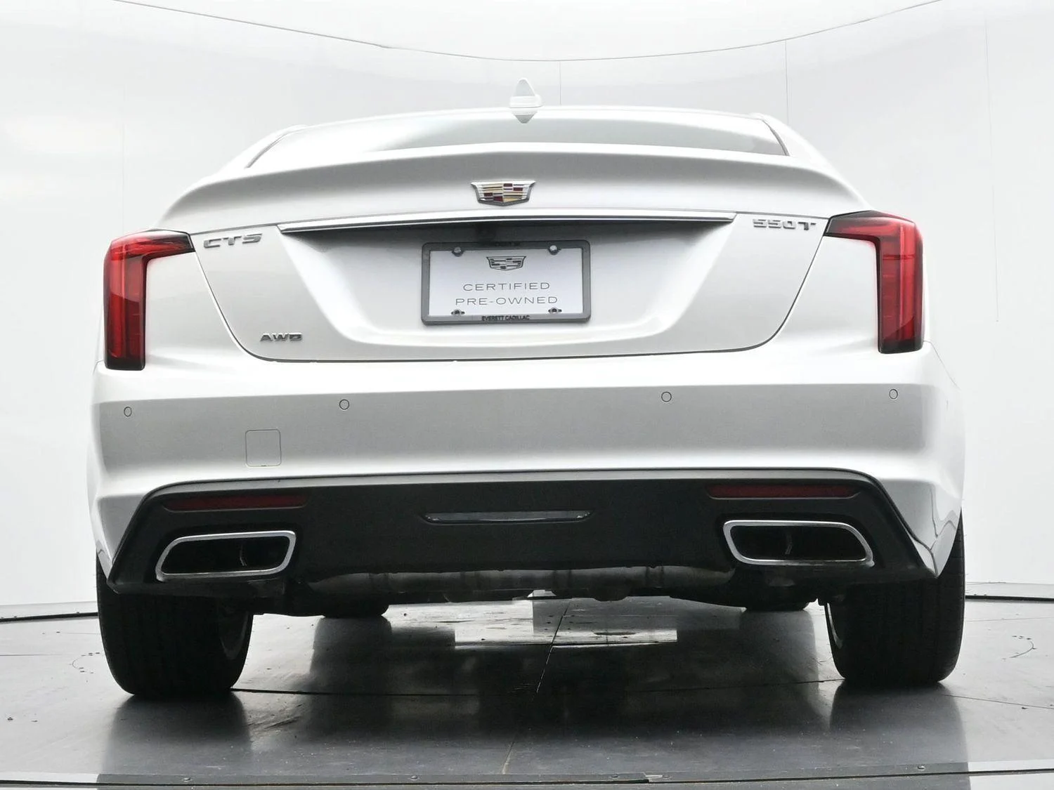 Used 2025 Crystal White Tricoat Cadillac Premium Luxury image 52