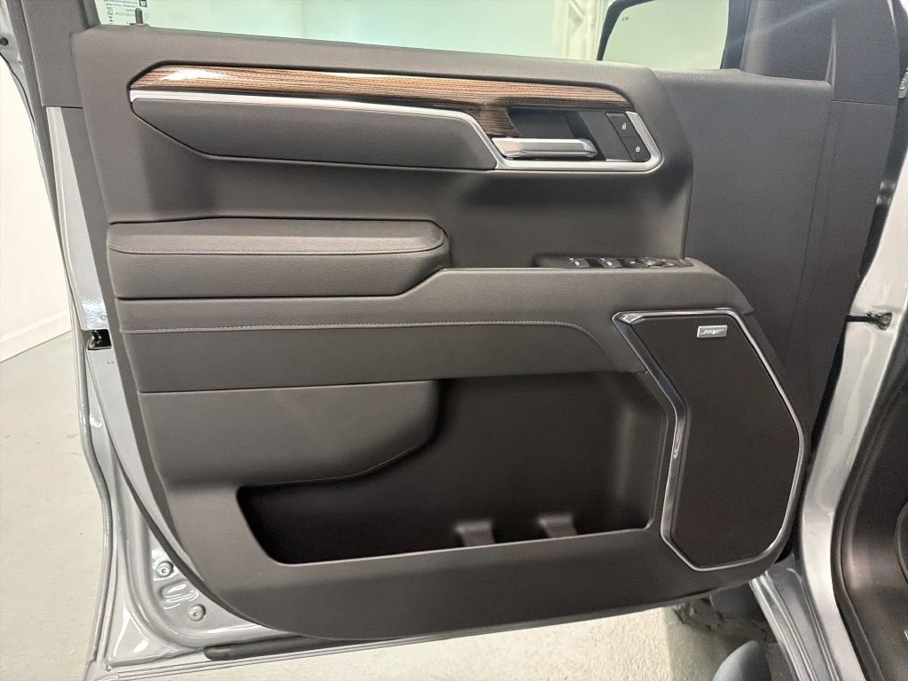 New 2026 Sterling Gray Metallic Chevrolet RST image 26