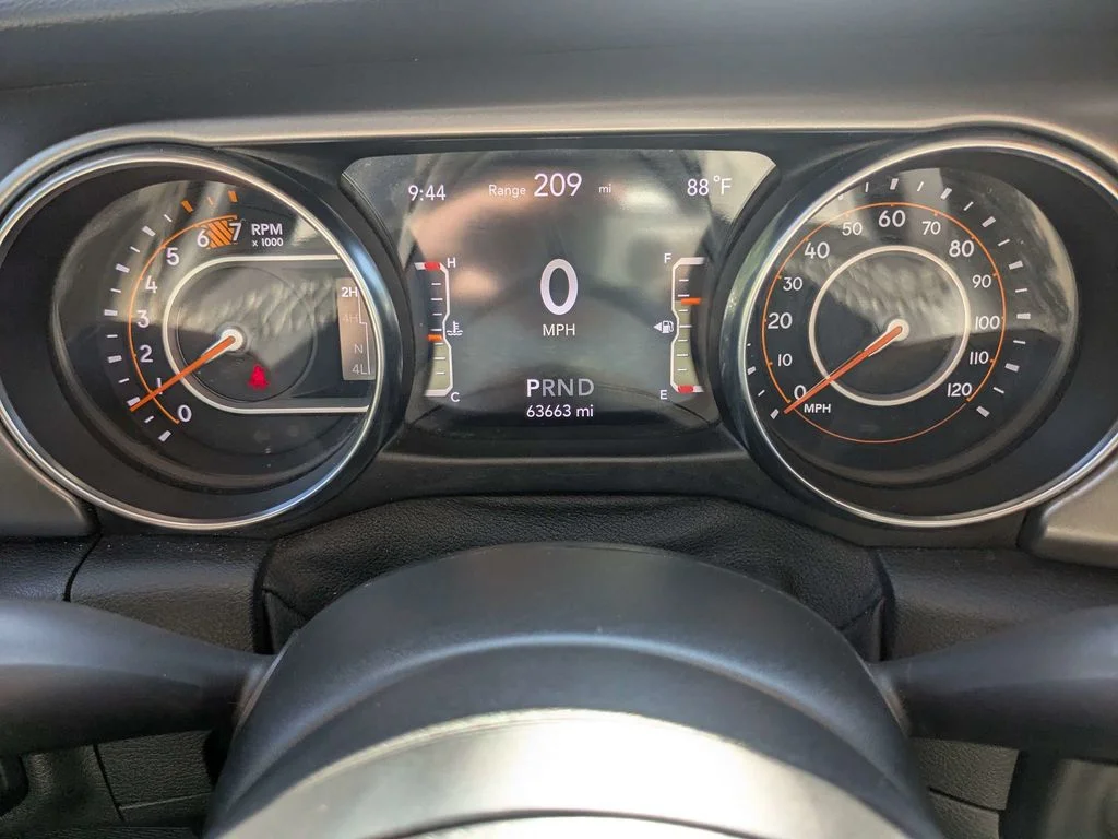 Used 2021  Jeep Unlimited Willys image 29