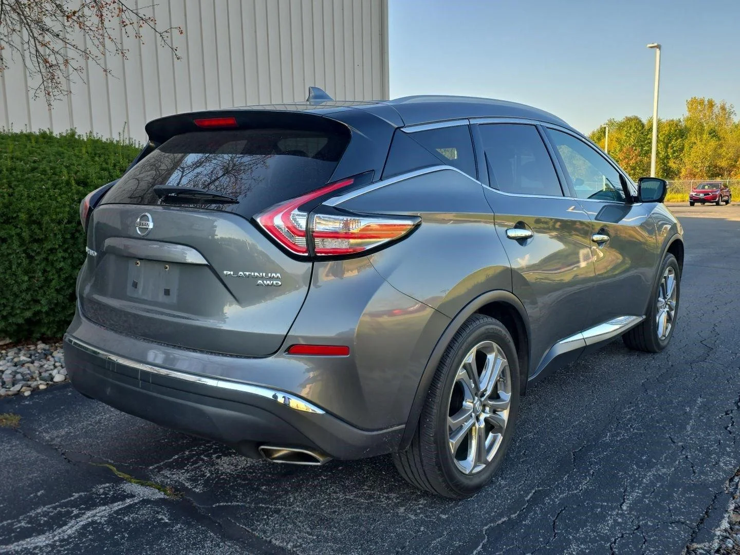 Used 2018 Gun Metallic Nissan Platinum image 9