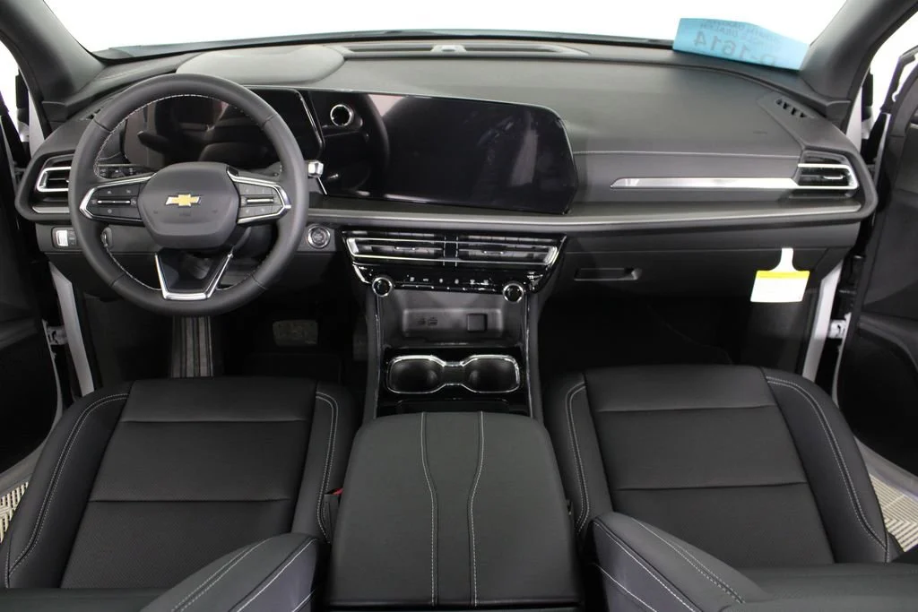 New 2026 Summit White Chevrolet LT image 27