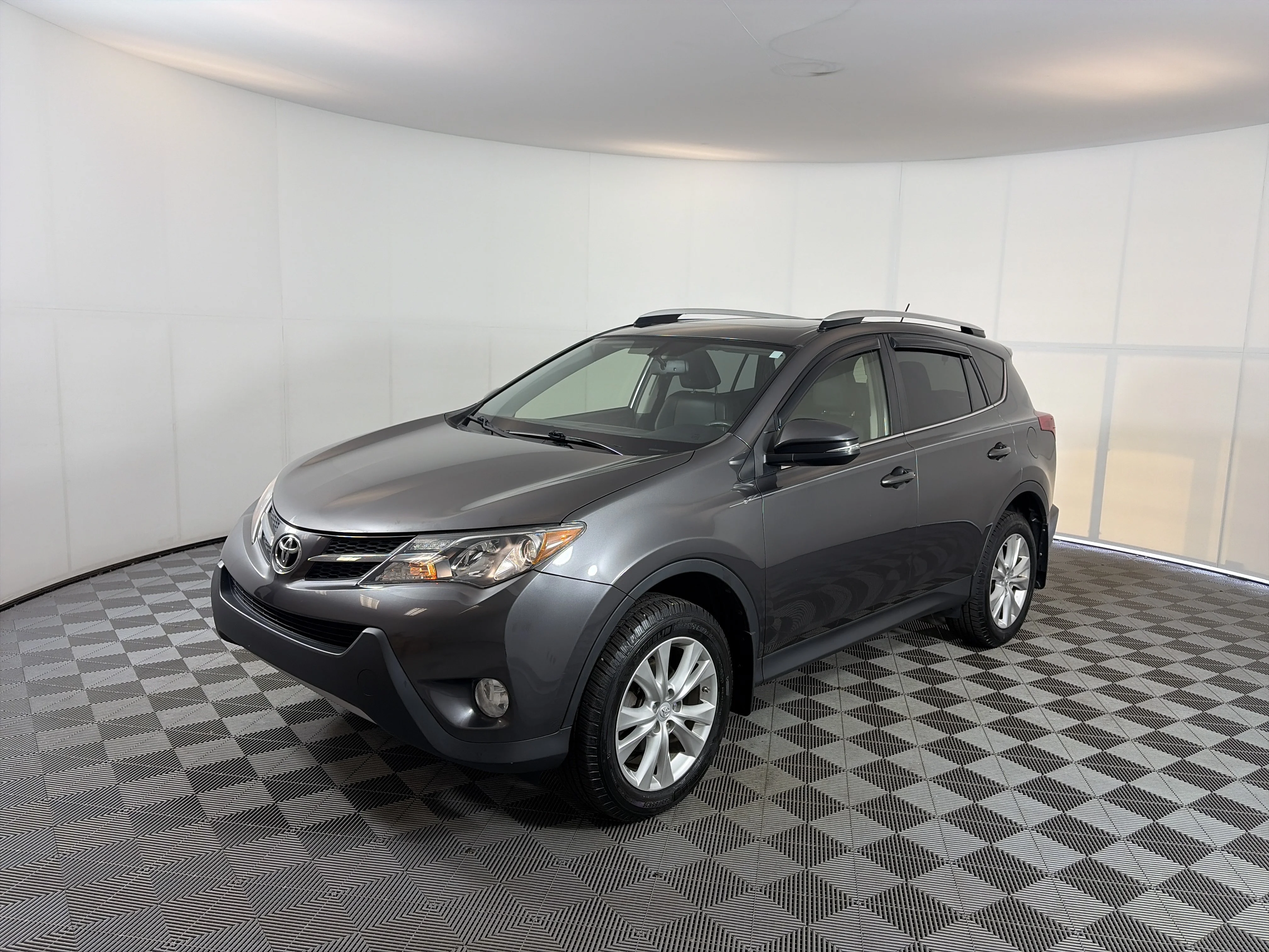 Used 2013 Toyota RAV4 Limited with VIN JTMDFREV7D5015757 for sale in Mishawaka, IN