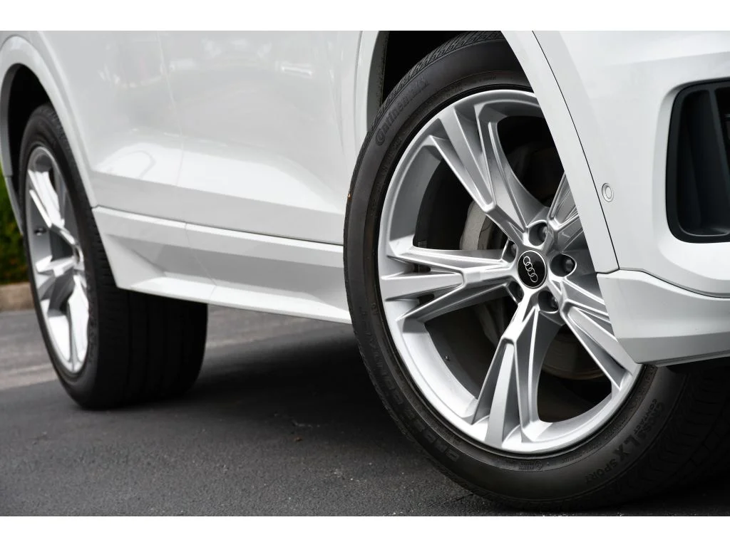 Used 2023 Carrara White Audi Premium image 11